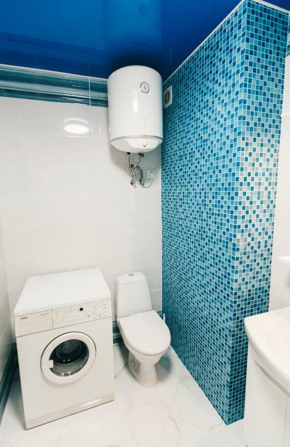 Oazis Apartments Chernivtsi Luaran gambar